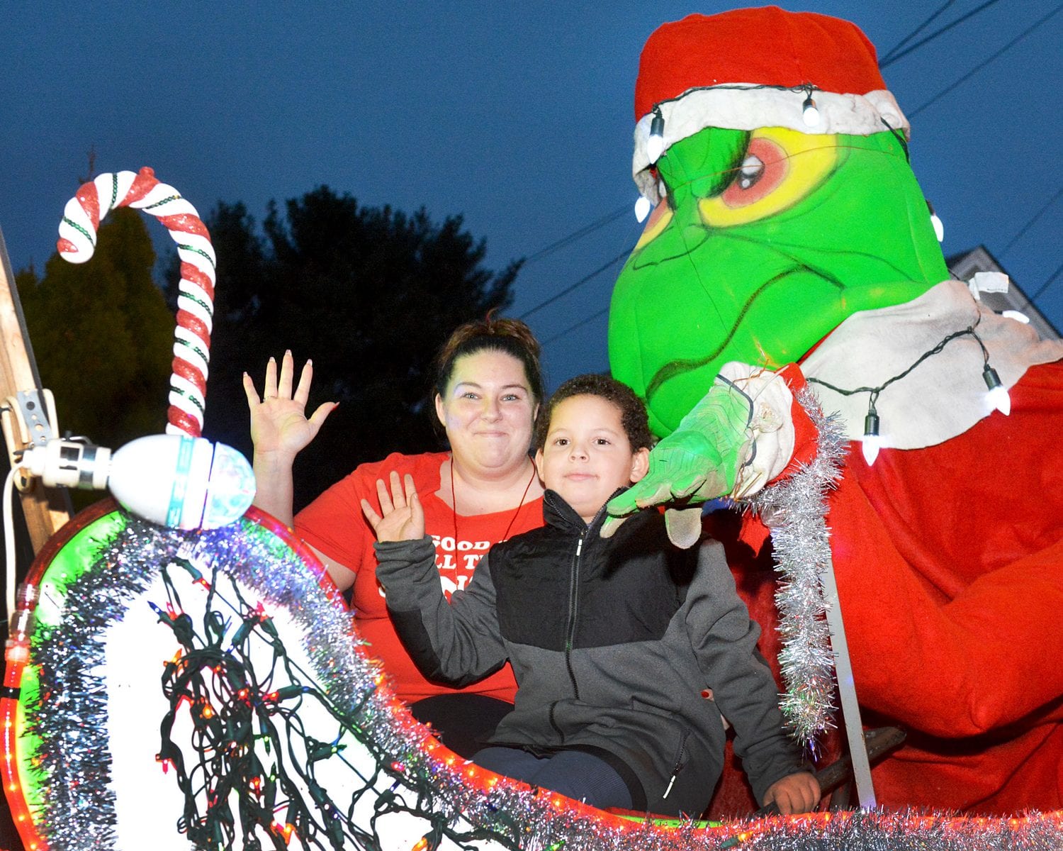 Lynn and Saugus warm to Christmas parades Itemlive Itemlive