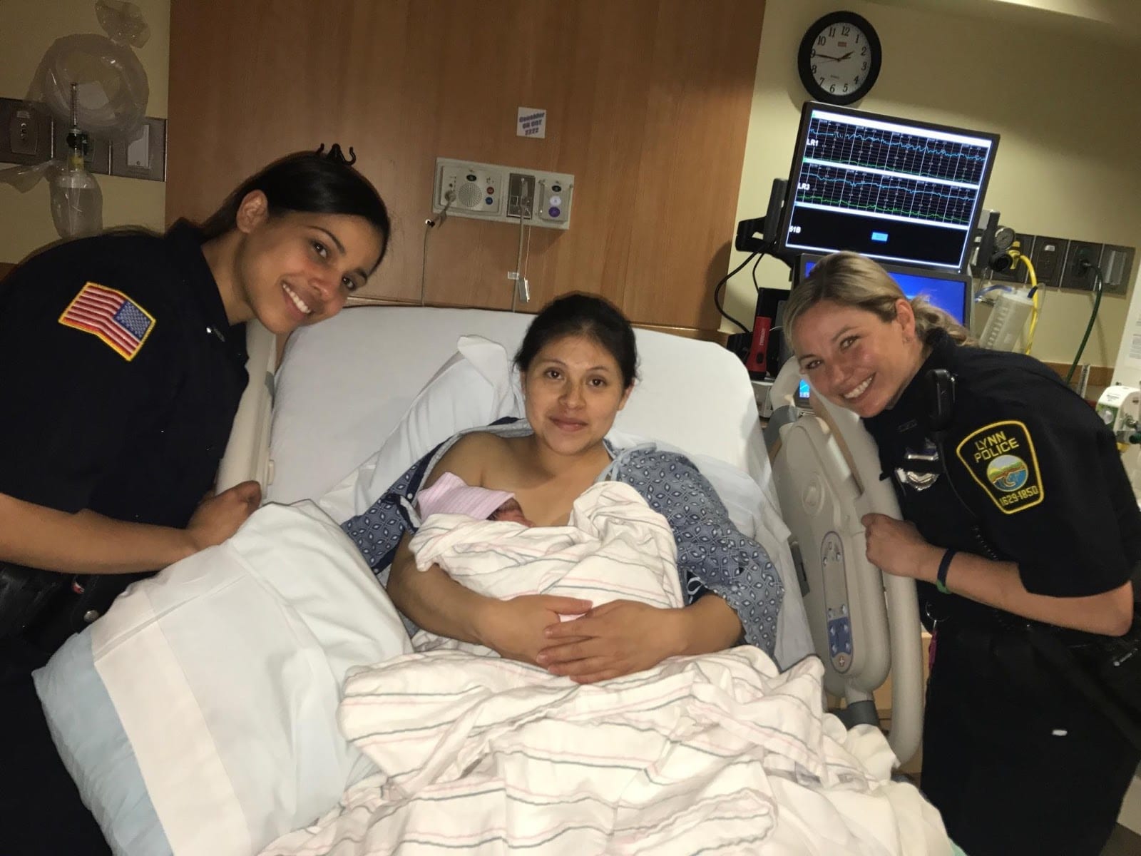 Lynn officers make special delivery - Itemlive