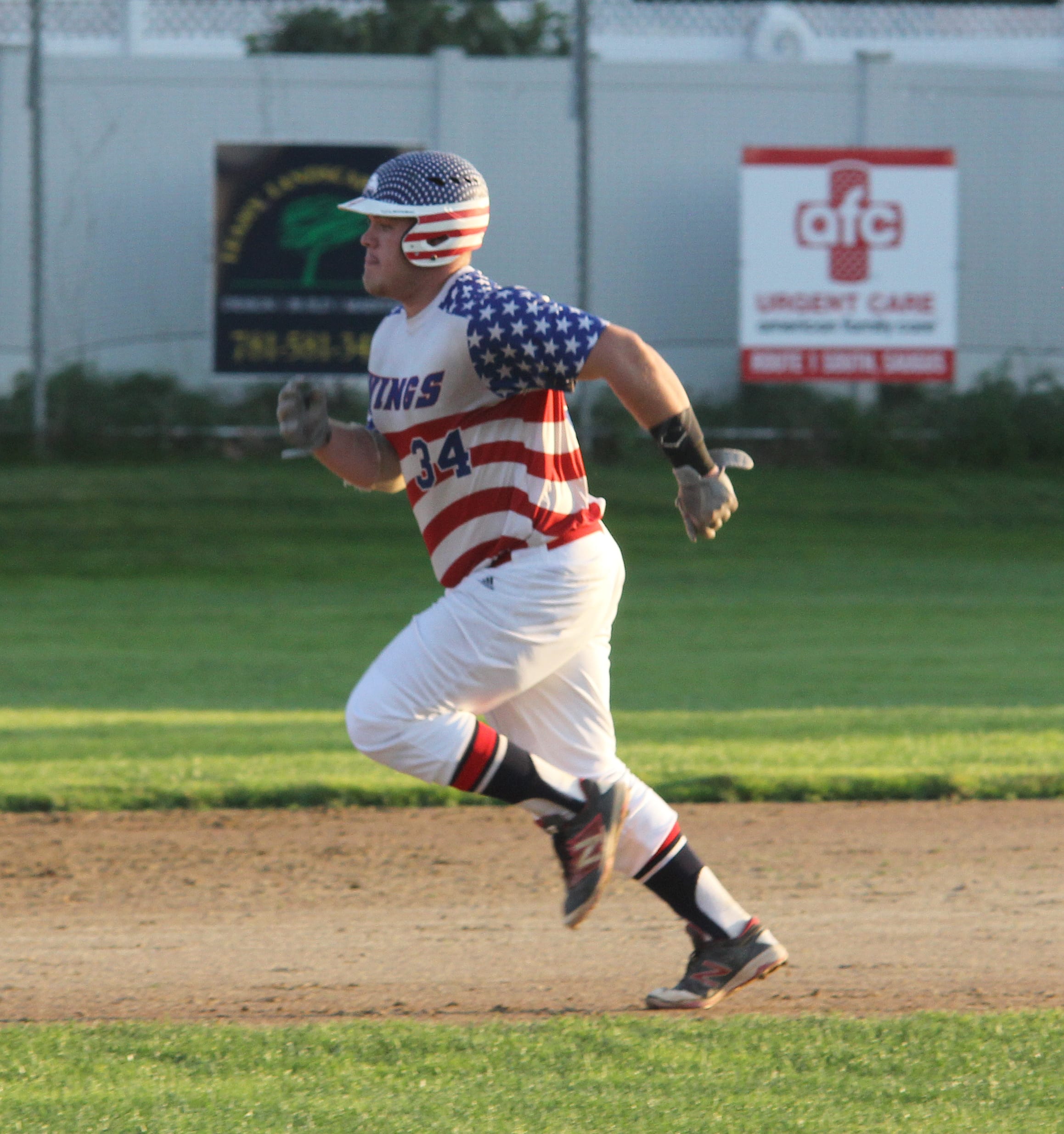 Saugus Watches Season Come To A Close Itemlive