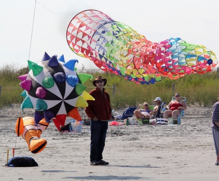 PHOTOS Let's go fly a kite! Itemlive Itemlive