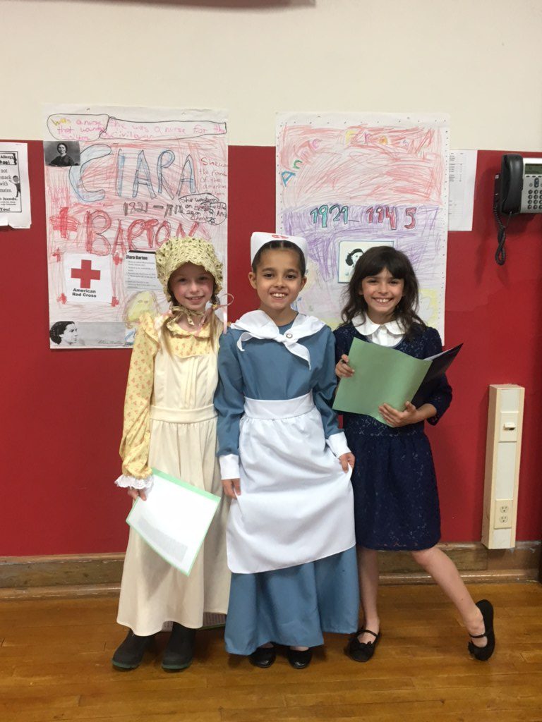 students-create-their-own-version-of-a-wax-museum-itemlive-itemlive