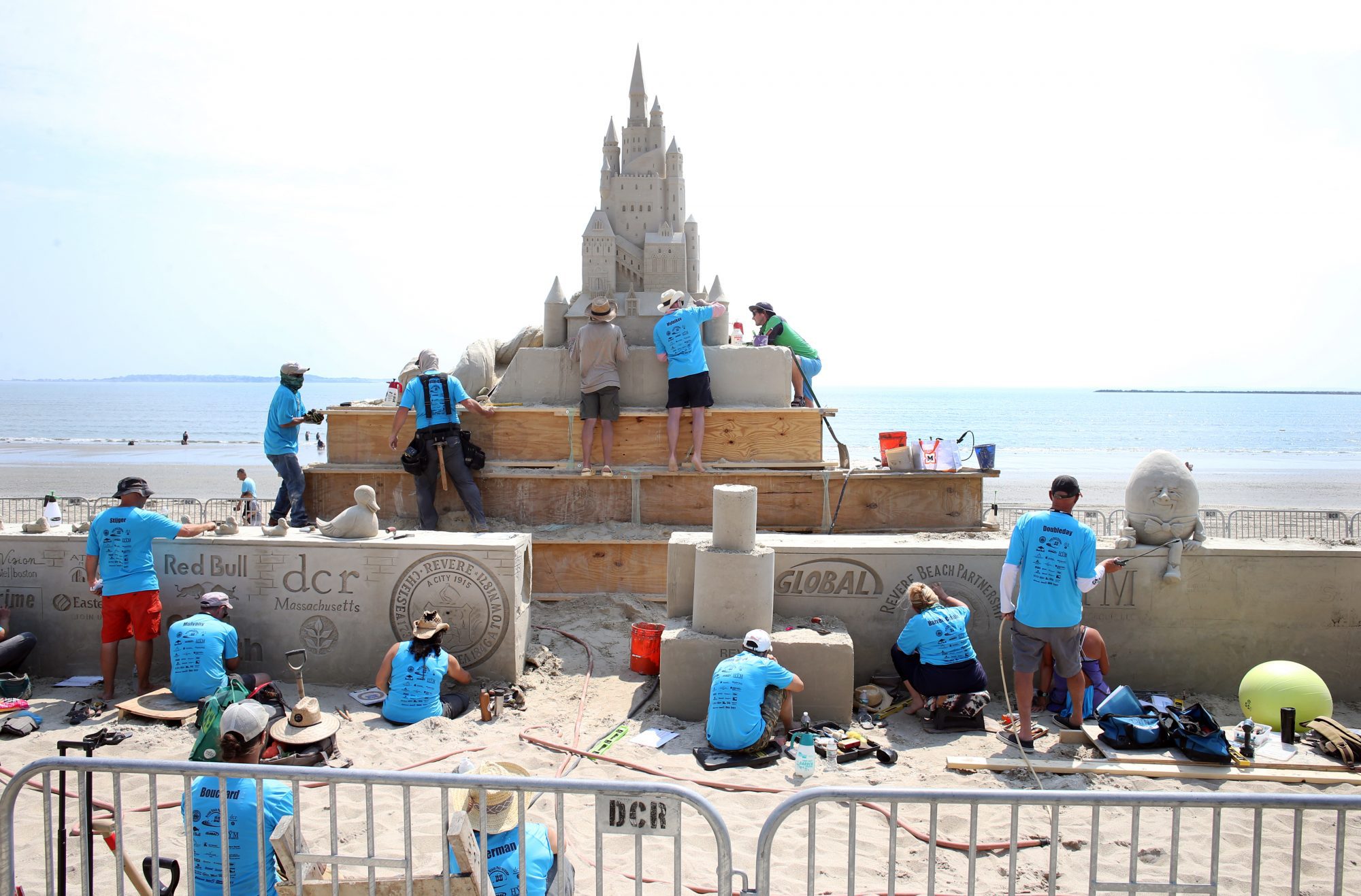 Fairytale start to Revere Sand Sculpting Festival Itemlive