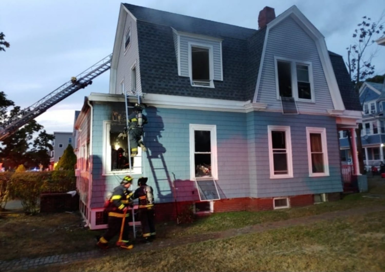 Lynn firefighters battle house fire Itemlive Itemlive