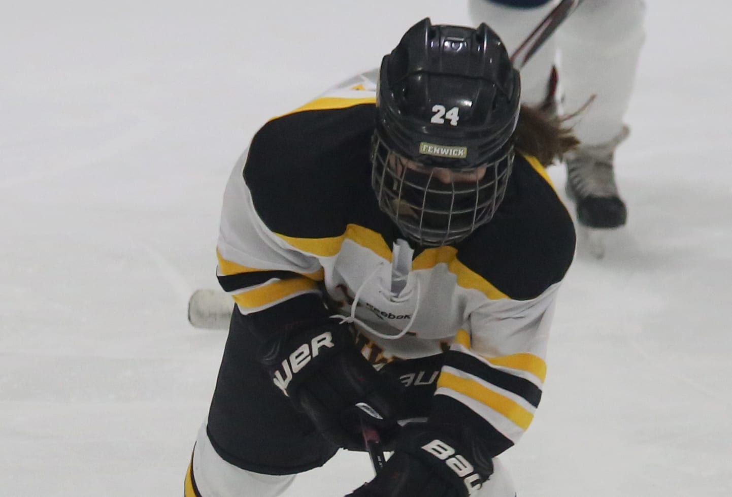 Fenwick girls hockey takes down Stang, Williams over the weekend