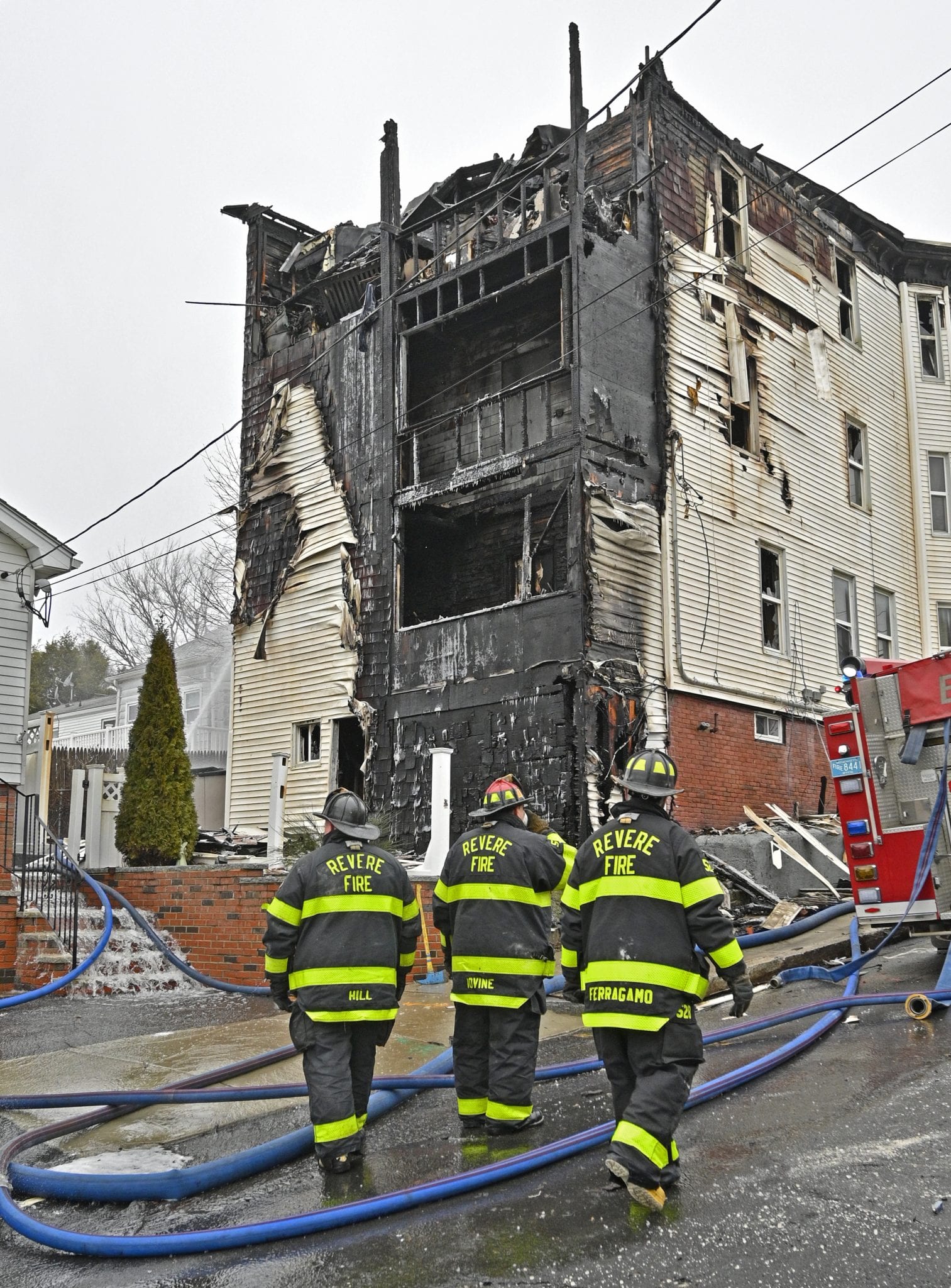 Revere Fires Leave More Than A Dozen Displaced - Itemlive : Itemlive