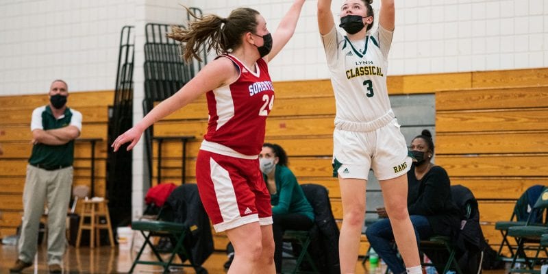 Classical Girls Basketball Falls In Heartbreaker To Revere In Gbl Tournament Itemlive Itemlive