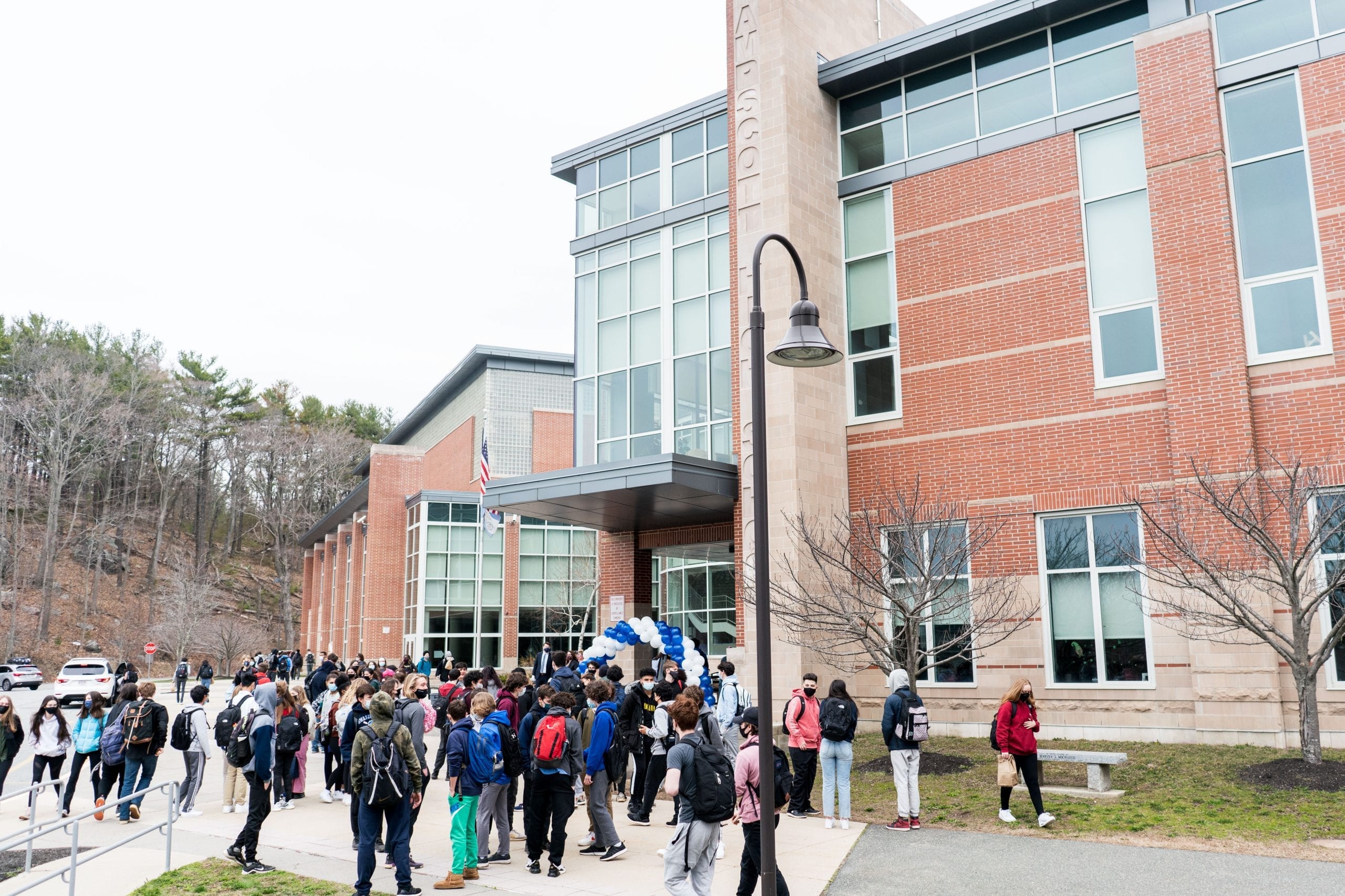 Swampscott High students return to class Itemlive