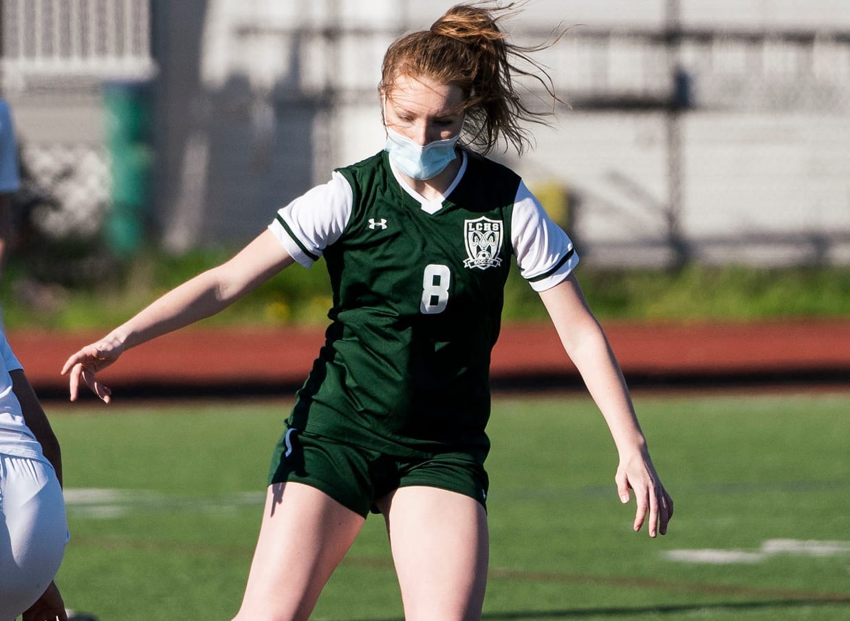 School Sports Roundup Lynn Classical Girls Soccer Shuts Out Lynn English On Senior Night Itemlive