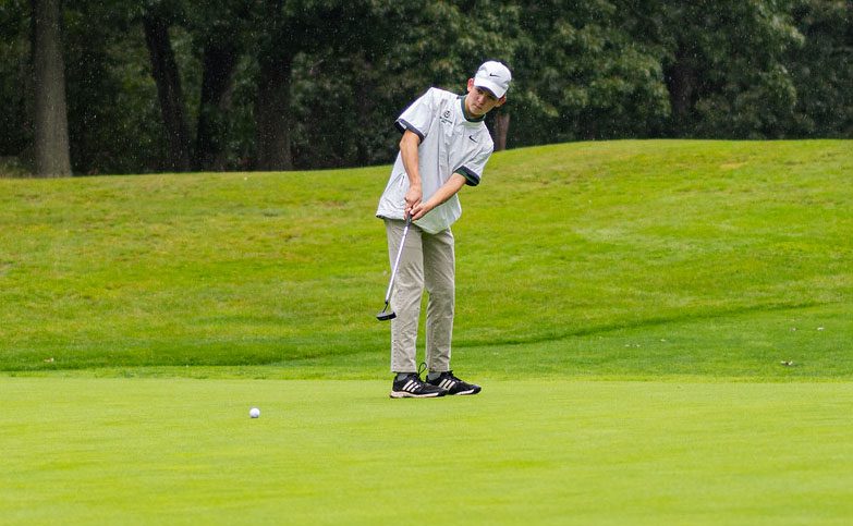Lynn Classical Golf Gets The Best Of Rival Lynn English In The Rain Itemlive