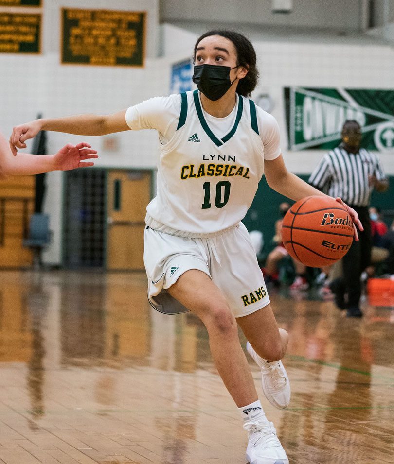 School Sports Roundup Lynn Classical Girls Basketball Stays Unbeaten Itemlive