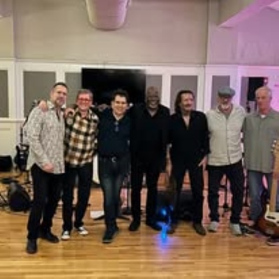 White Lightnin’ plays at Red Rock Park in Lynn!