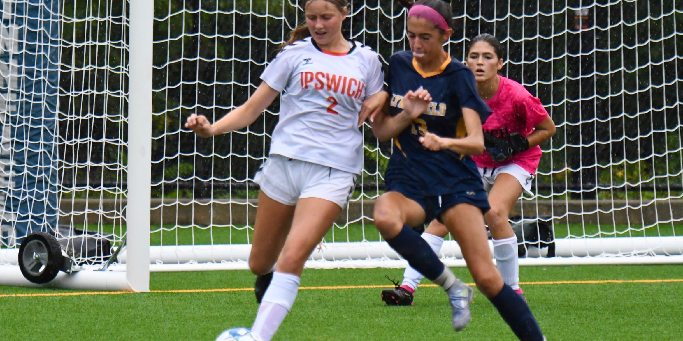 Lynnfield Girls Soccer Tames Tigers - Itemlive