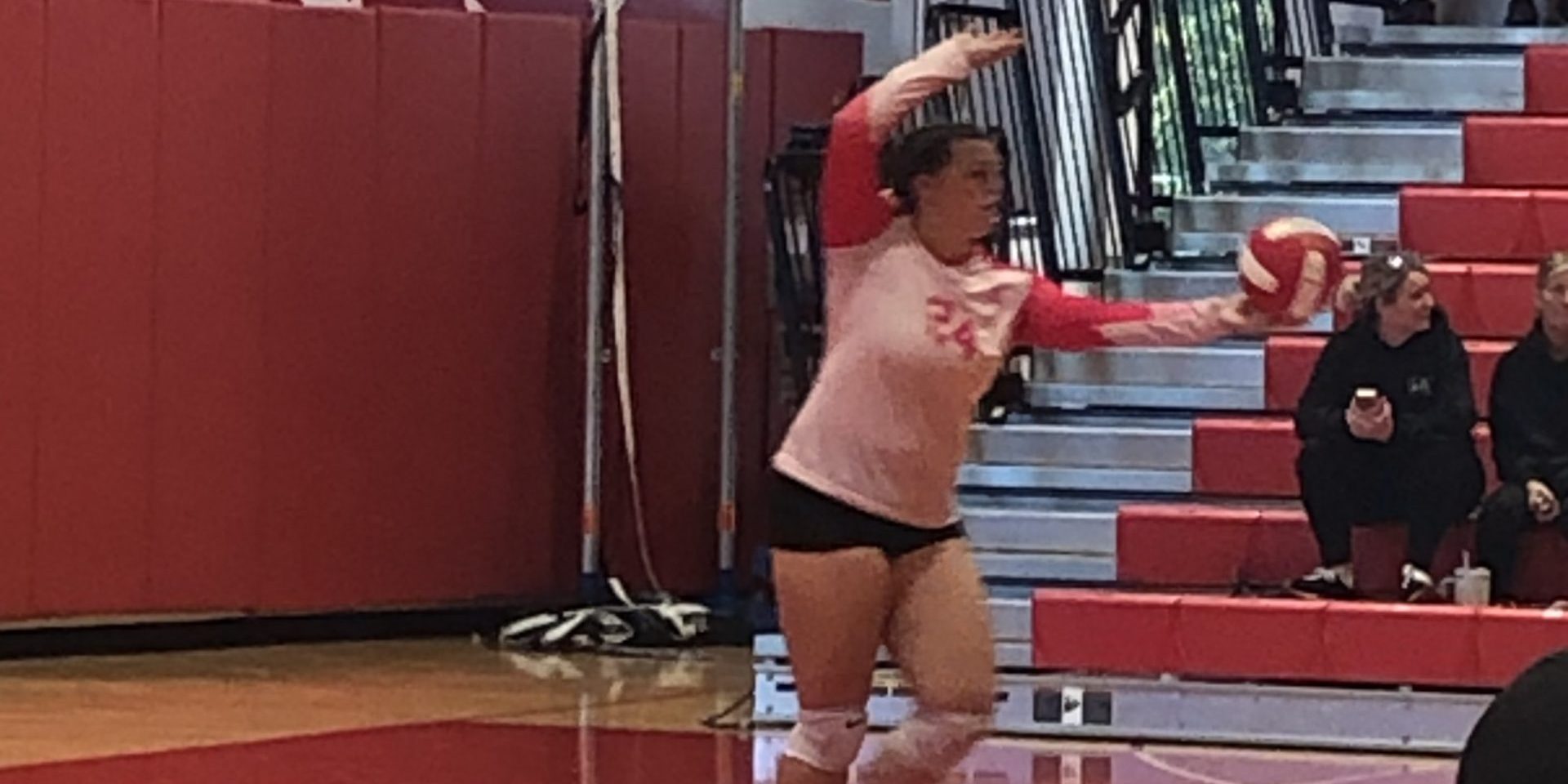 Peabody Volleyball Sweeps Saugus - Itemlive