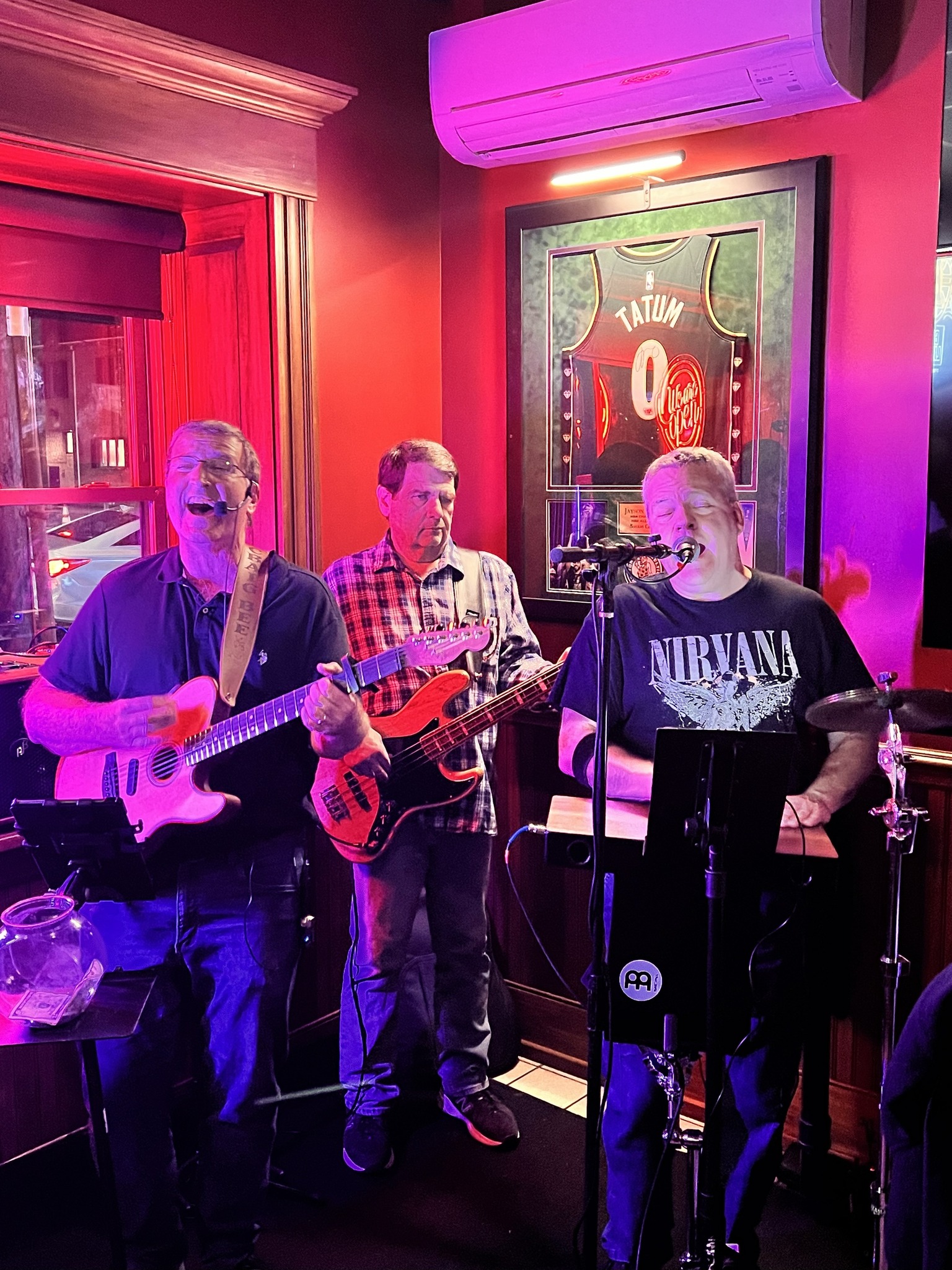 Craig Bee & The Buzz at Gannon’s 19th Hole