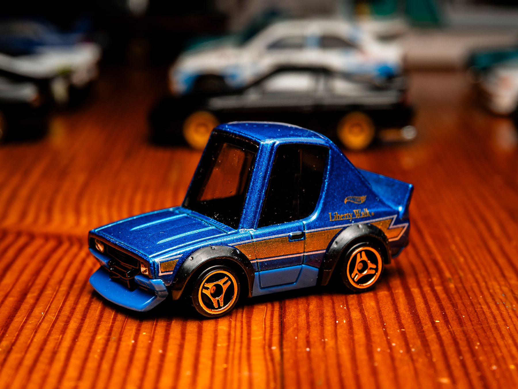 Hasak: I'm 32 years old, and I collect Hot Wheels - Itemlive