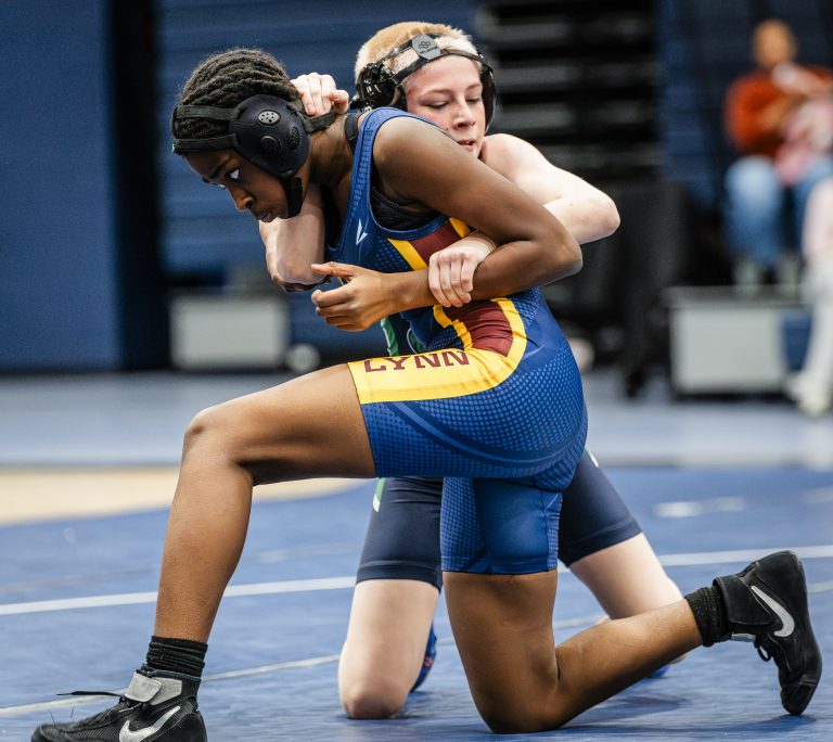 Lynn coop fights hard, falls to Essex Tech Itemlive