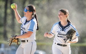 Late heroics lift Malden Catholic over Peabody