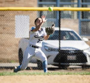 Late heroics lift Malden Catholic over Peabody
