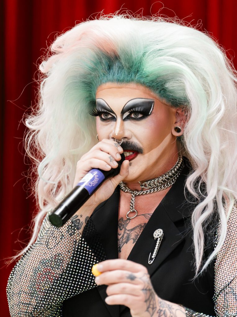 Bingo drags in support for Peabody arts