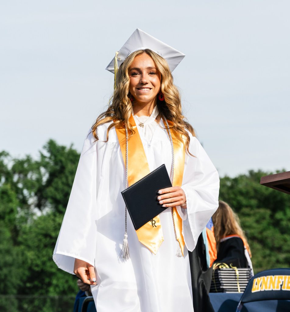 Lynnfield High graduates 129 - Itemlive
